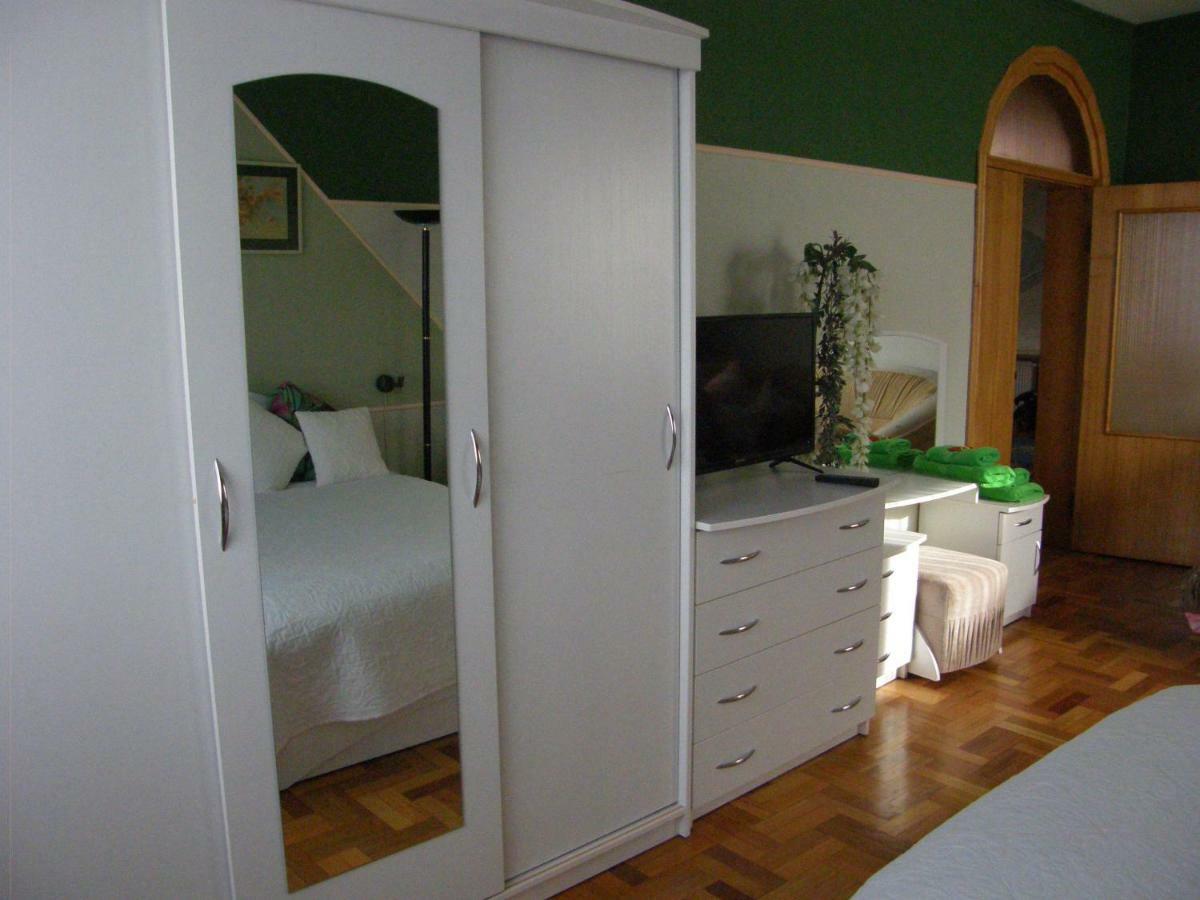 Šiauliai Home For Guests Lakstingala מראה חיצוני תמונה